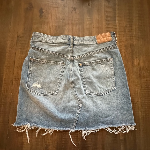 H&M x &Denim, distressed, Jean skirt, size 10 - Picture 2 of 12